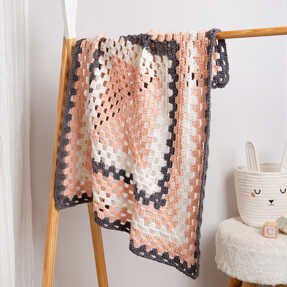 Granny Square Baby Blanket, Crochet Baby Blanket, Granny Square Toddler Blanket hot