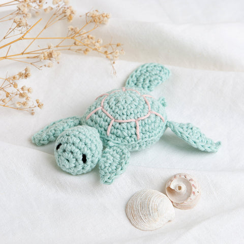 My Pocket Turtle Crochet Kit - Wool Couture