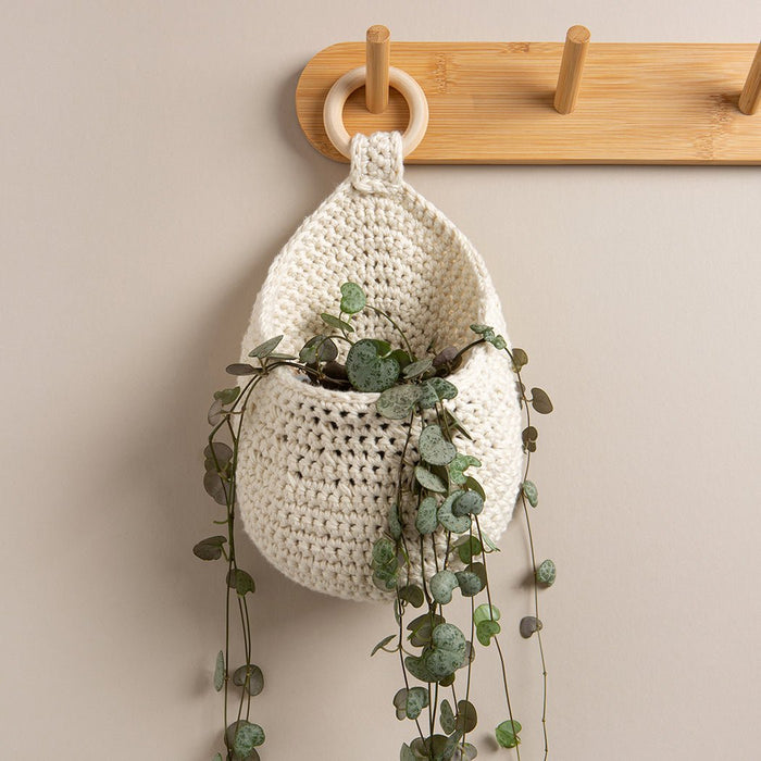 Oval Plant Hanger Crochet Kit - Wool Couture