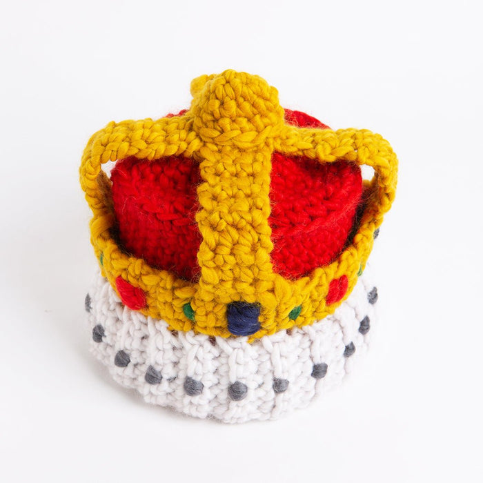 Crown Christmas Crochet Kit. Christmas Dinner Party Hat. Holiday Festive  Crochet Kit by Wool Couture 